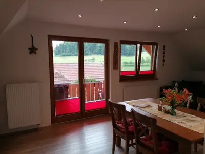 Photo, INSIDE, OUTSIDE