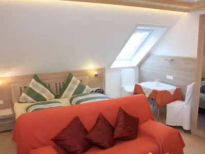 Photo, INSIDE, OUTSIDE