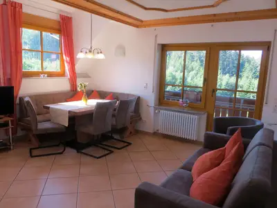 Photo, INSIDE, OUTSIDE