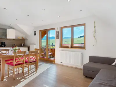 Photo, INSIDE, OUTSIDE