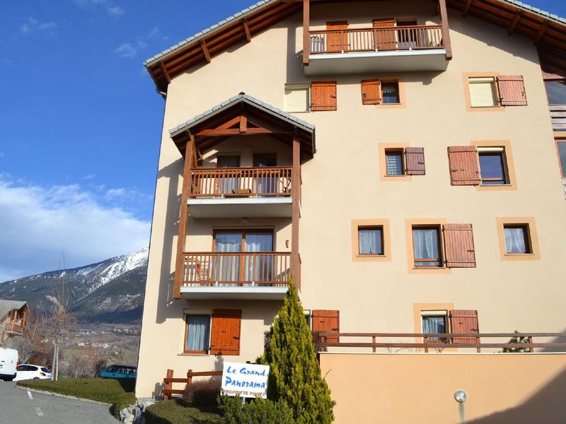 22454715-Ferienwohnung-6-Embrun-800x600-1