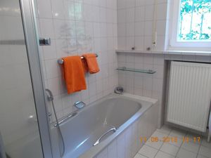 18133881-Ferienwohnung-2-Emden-300x225-2