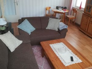 23355552-Ferienwohnung-4-Emden-300x225-5