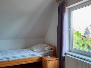 22421757-Ferienwohnung-6-Emden-300x225-3