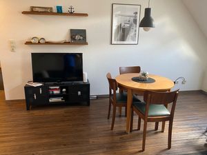 23884298-Ferienwohnung-2-Emden-300x225-4