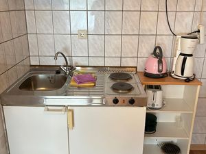 24038219-Ferienwohnung-2-Emden-300x225-2