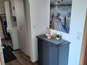 24038613-Ferienwohnung-4-Emden-300x225-4