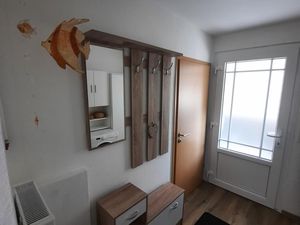 24038613-Ferienwohnung-4-Emden-300x225-5