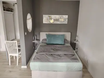 Ferienwohnung für 2 Personen in Emden 4/9