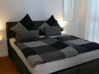 Großes Schlafzimmer