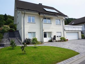 23907525-Ferienwohnung-5-Emmerzhausen-300x225-0