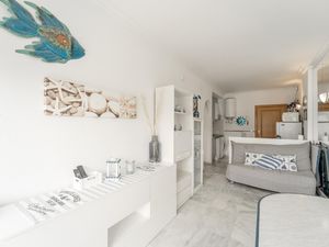 23978519-Ferienwohnung-4-Empuriabrava-300x225-3