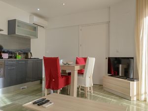 23368002-Ferienwohnung-4-Empuriabrava-300x225-5