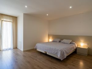 23368052-Ferienwohnung-4-Empuriabrava-300x225-4