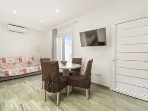 23368099-Ferienwohnung-4-Empuriabrava-300x225-2