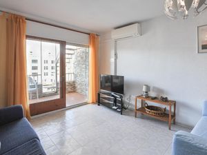 23961221-Ferienwohnung-4-Empuriabrava-300x225-2