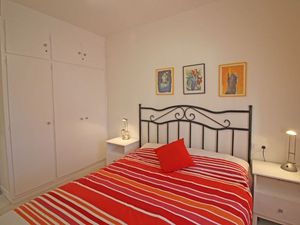 23565211-Ferienwohnung-5-Empuriabrava-300x225-3