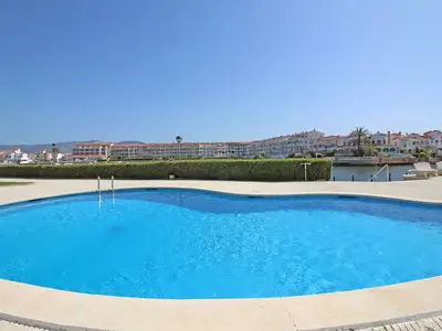 PoolOfHouse
