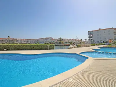PoolOfHouse