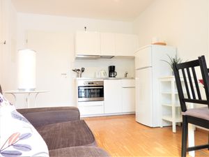 22646409-Ferienwohnung-3-Endingen am Kaiserstuhl-300x225-5