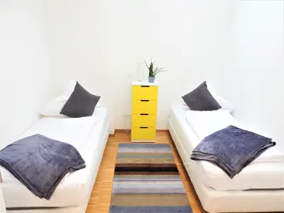 Schlafzimmer 2