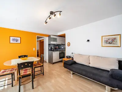 Photo, INSIDE, OUTSIDE