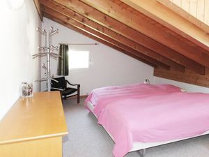 23862036-Ferienwohnung-6-Engelberg-300x225-4