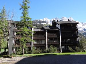 23836318-Ferienwohnung-2-Engelberg-300x225-0