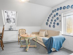 24003256-Ferienwohnung-6-Engesvang-300x225-3