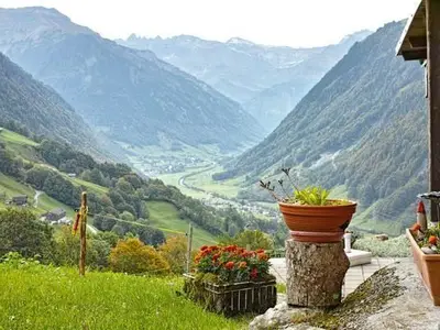 schöne Aussicht in die Elmer Bergen