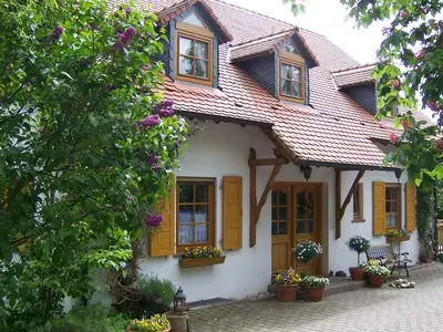 Ferienwohnung für 4 Personen (52 m²) in Ensheim 1/10