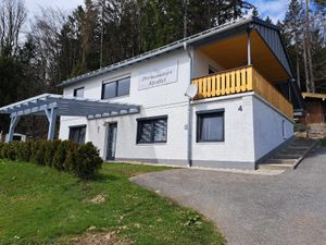 22140219-Ferienwohnung-4-Eppenschlag-300x225-0