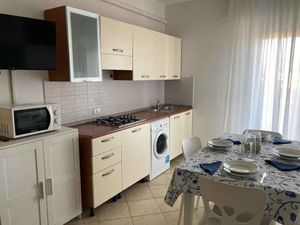 23923650-Ferienwohnung-5-Eraclea Mare-300x225-2