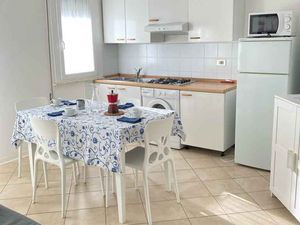 23923650-Ferienwohnung-5-Eraclea Mare-300x225-4