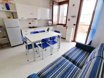 Ferienwohnung für 4 Personen (40 m²) in Eraclea Mare 1/10