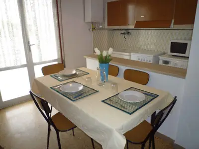 Ferienwohnung für 6 Personen (52 m²) in Eraclea Mare 1/10