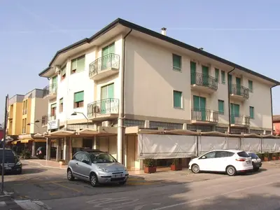 Ferienwohnung für 6 Personen (42 m²) in Eraclea Mare 1/10