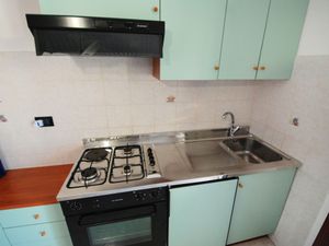 23841765-Ferienwohnung-4-Eraclea Mare-300x225-3