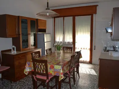 Ferienwohnung für 8 Personen (75 m²) in Eraclea Mare 4/10