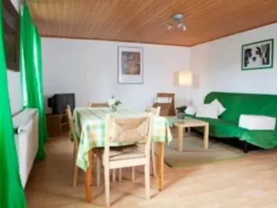 Ferienwohnung für 6 Personen (80 m²) in Erbach 8/10