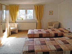 22368707-Ferienwohnung-4-Erfurt-300x225-3