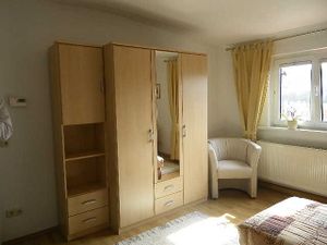 22368707-Ferienwohnung-4-Erfurt-300x225-4