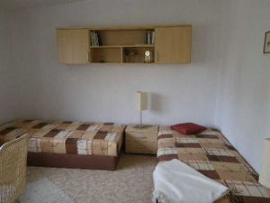 22368707-Ferienwohnung-4-Erfurt-300x225-5