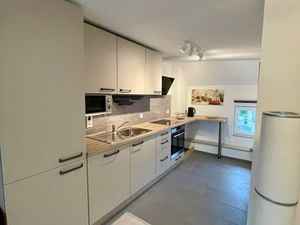 24045444-Ferienwohnung-3-Erfurt-300x225-2