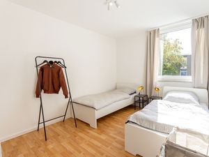 23585923-Ferienwohnung-4-Erkrath-300x225-4