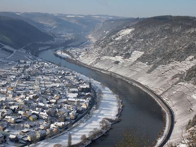 Blick auf Ernst in Richtung Cochem