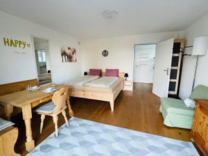 18365515-Ferienwohnung-2-Eschenbach LU-300x225-1