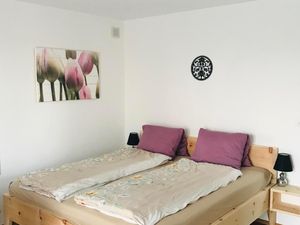 18365515-Ferienwohnung-2-Eschenbach LU-300x225-2