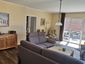 23528153-Ferienwohnung-4-Esens-300x225-1