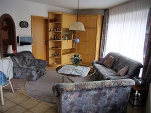 23541772-Ferienwohnung-4-Esens-300x225-2